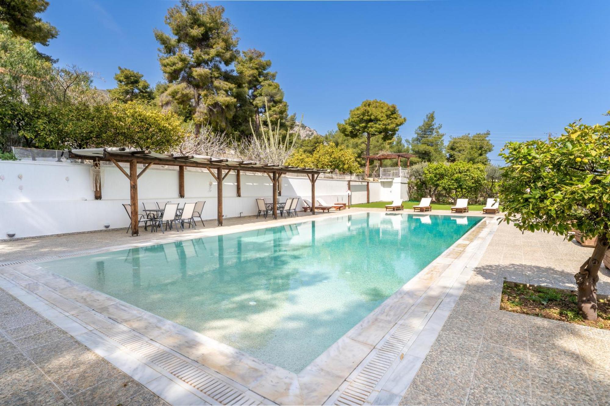 Villa The House Of Gratitude - Poolside Retreat Loutra Oraias Elenis Exterior foto