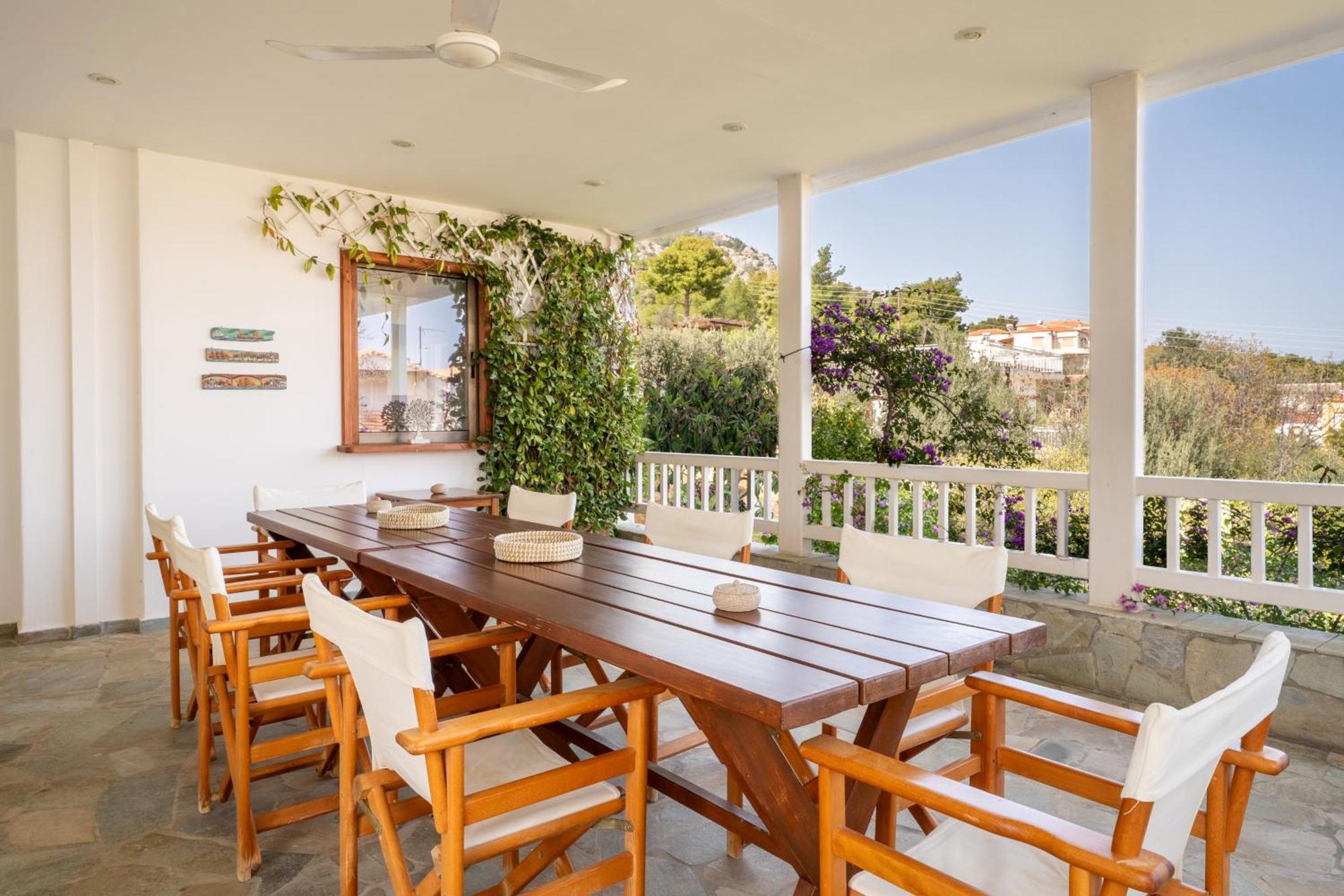 Villa The House Of Gratitude - Poolside Retreat Loutra Oraias Elenis Exterior foto